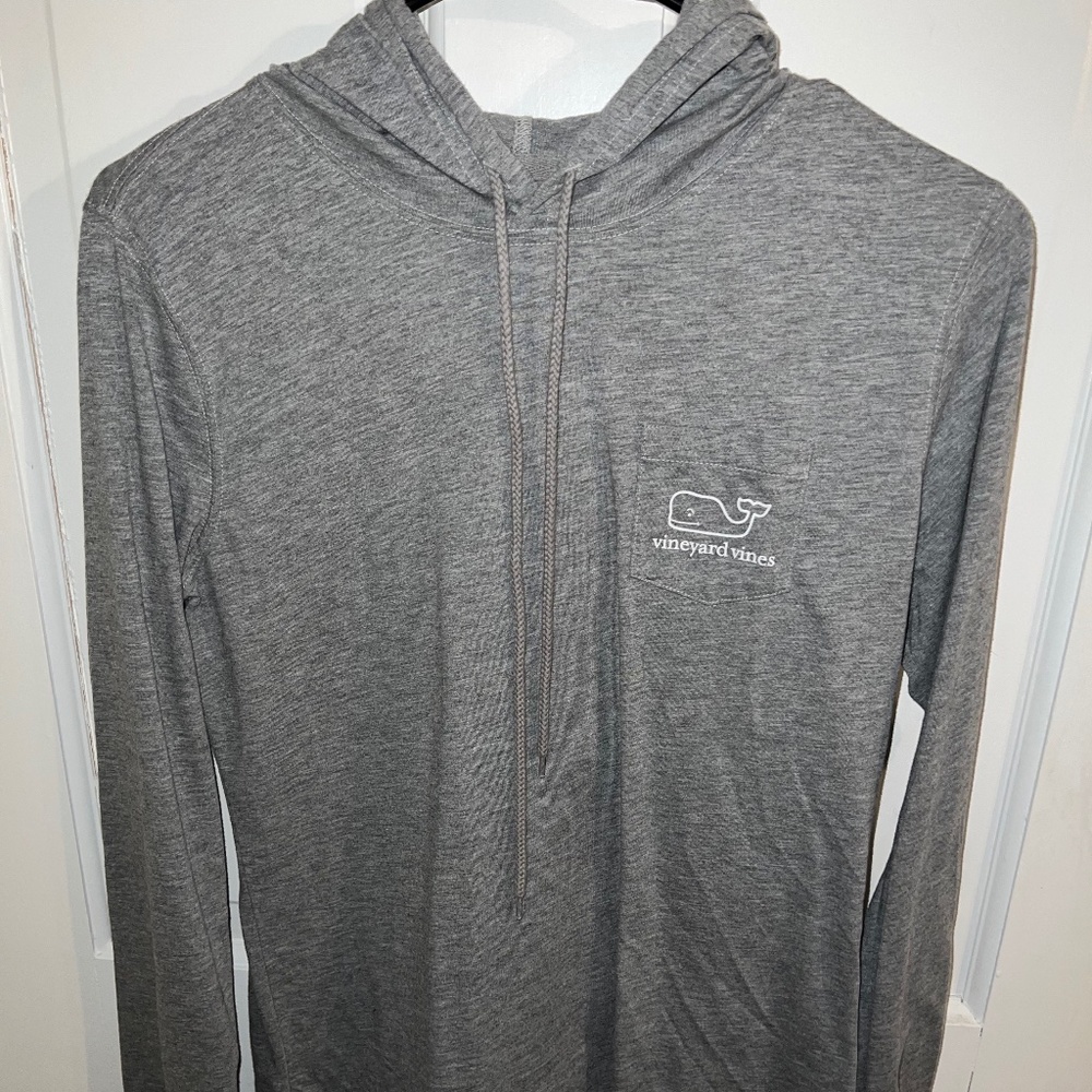 Vineyard Vines hooded long sleeve